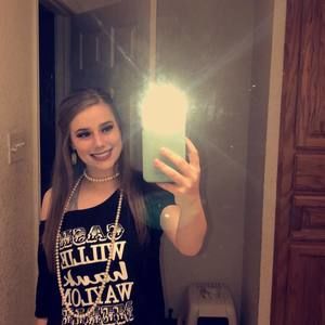 Meet your Posher, Casey